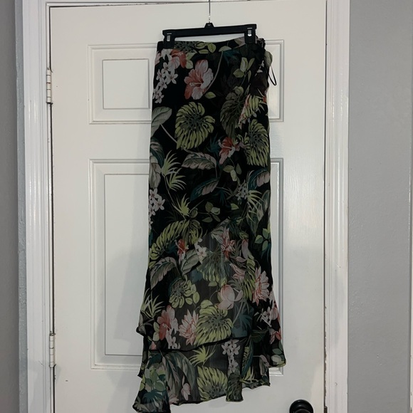 Francesca’s Dresses & Skirts - Multi-length Skirt